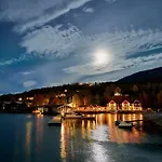 Garsnes Brygge *