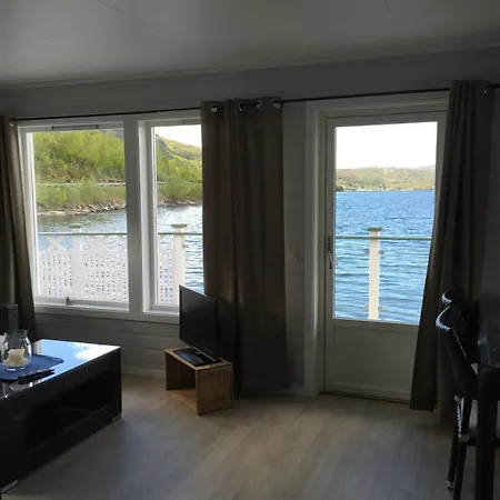 Garsnes Brygge Vakantiehuis *