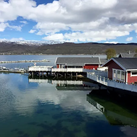 Garsnes Brygge *
