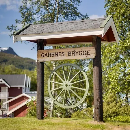 Garsnes Brygge * Sjovegan